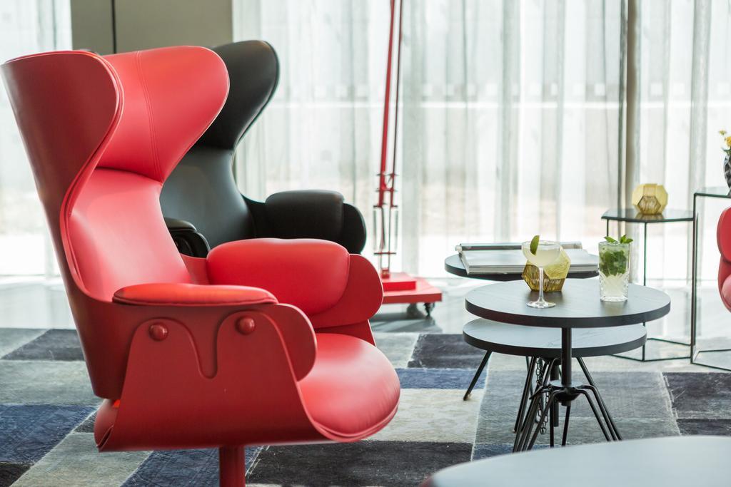 Отель Park Plaza London, Park Royal Экстерьер фото